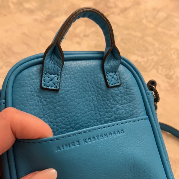 🦕NWOT 🦕Leather Aimee Kestenberg Aqua/Teal Crossbody Bag! - Picture 7 of 16